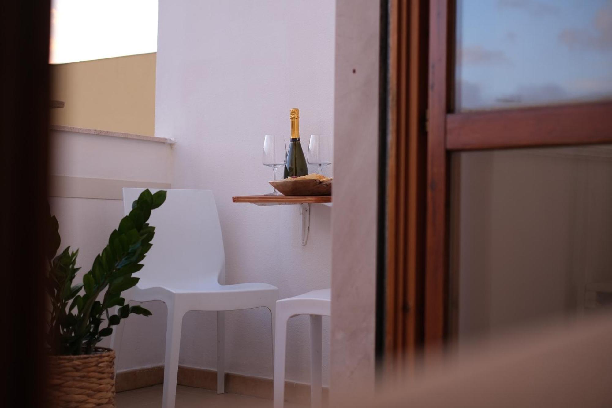 Darrere Del Port Bed and Breakfast Alghero Buitenkant foto